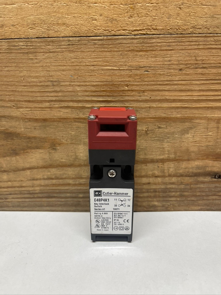 Cutler Hammer E48P4K1 Safety Key Interlock Switch 1NO 1NC 400V Eaton