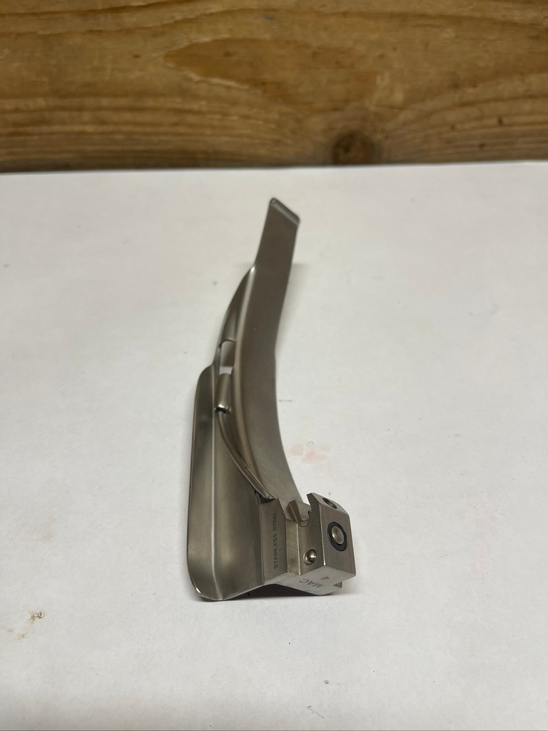ADC Mac 4 Fiber Optic Macintosh Laryngoscope Blade Stainless Steel Medical