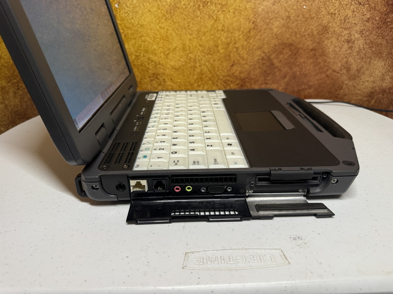 General Dynamics GD8000 Rugged Laptop Core 2 Duo 4GB 128GB SSD Windows 10