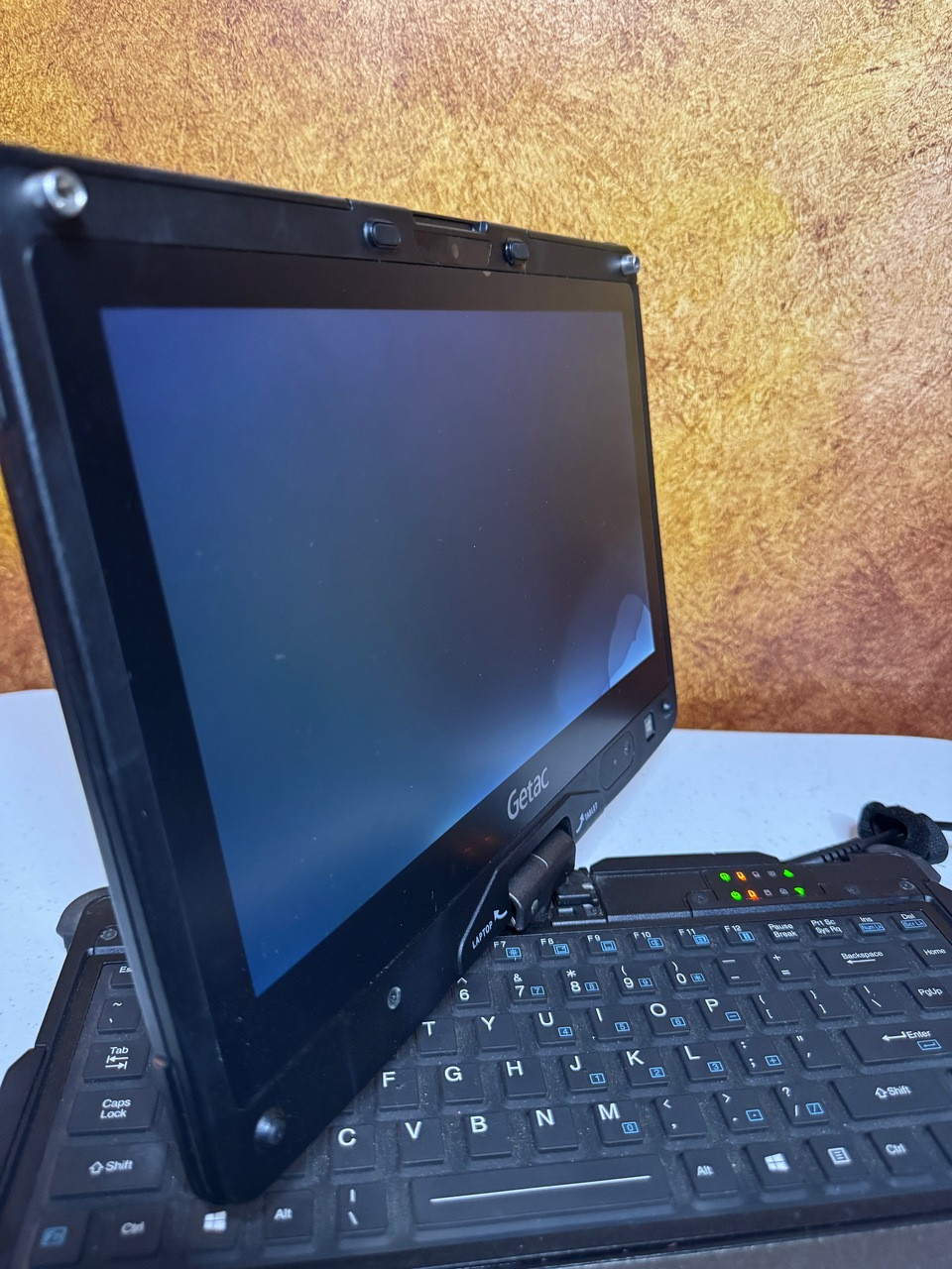 Getac V110 Rugged Convertible Touchscreen i7 4GB 512GB SSD Windows 11 Pro