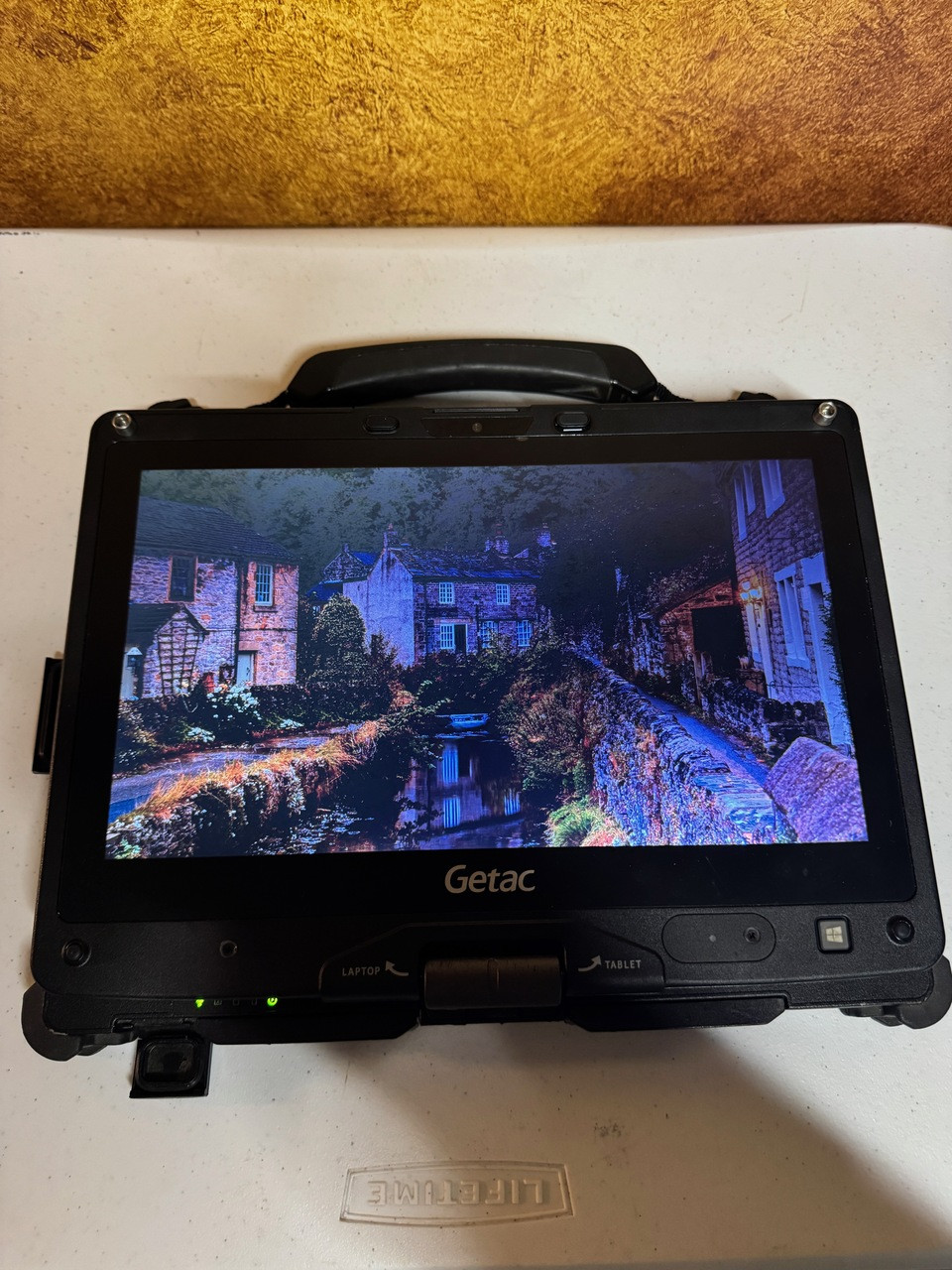 Getac V110 Rugged Convertible Touchscreen i7 4GB 512GB SSD Windows 11 Pro
