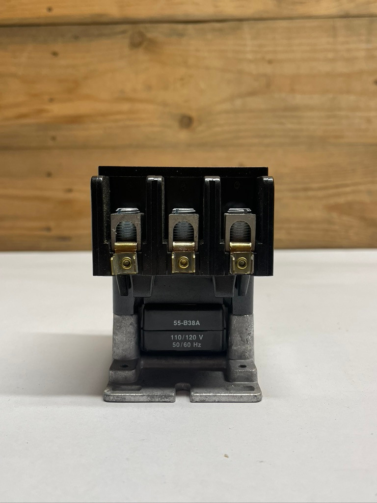 General Electric CR353FE3BA1 50A 3-Pole 600V Definite Purpose Contactor
