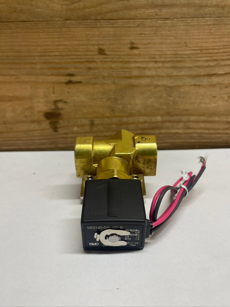 SMC VXD2140-04N-6G1-B 2-Way Solenoid Valve 1/2" NPT 12VDC N.C.