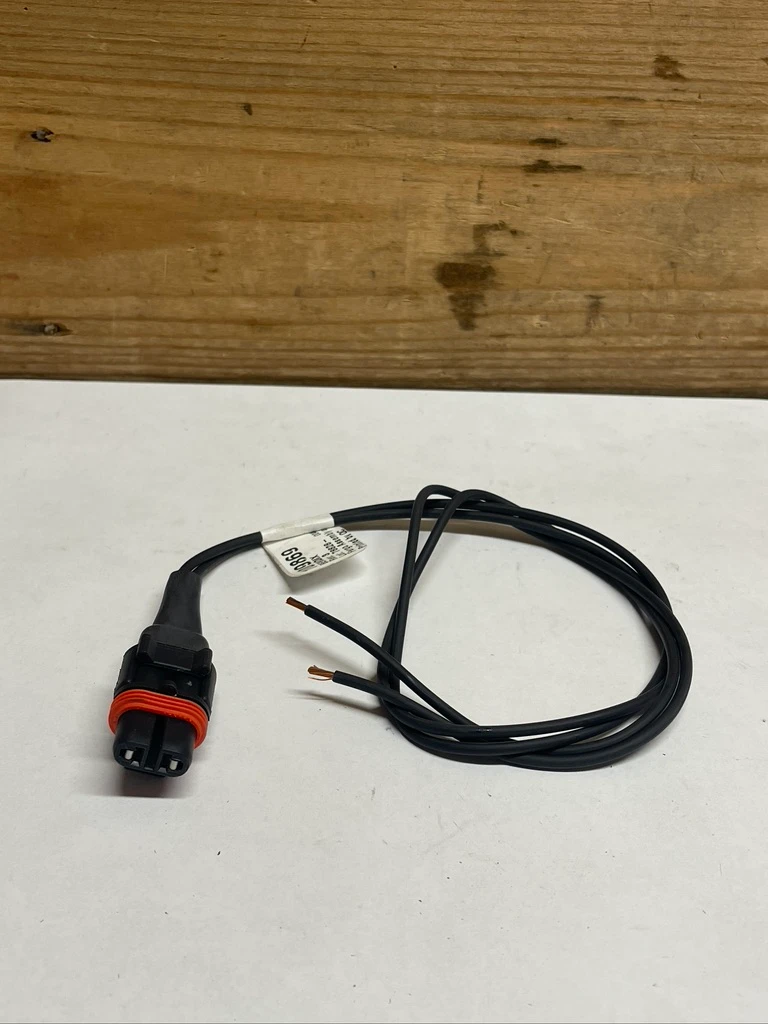 Volvo 3948330 Bendix 109869 AD-9 Air Dryer Wiring Harness OEM