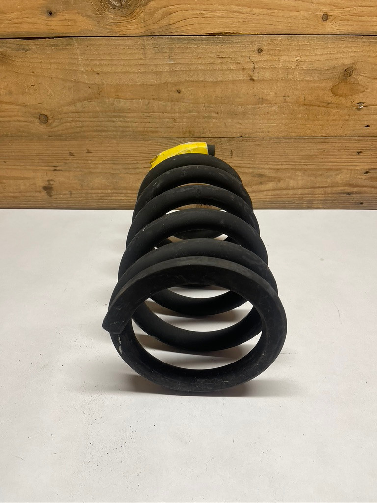 AM General 12338316-2 Helical Coil Spring Front NSN 5360-01-179-4106 Lot of 2