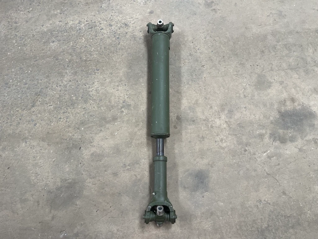 Meritor 16XNS933D Propeller Drive Shaft Military Truck CAGE 78500