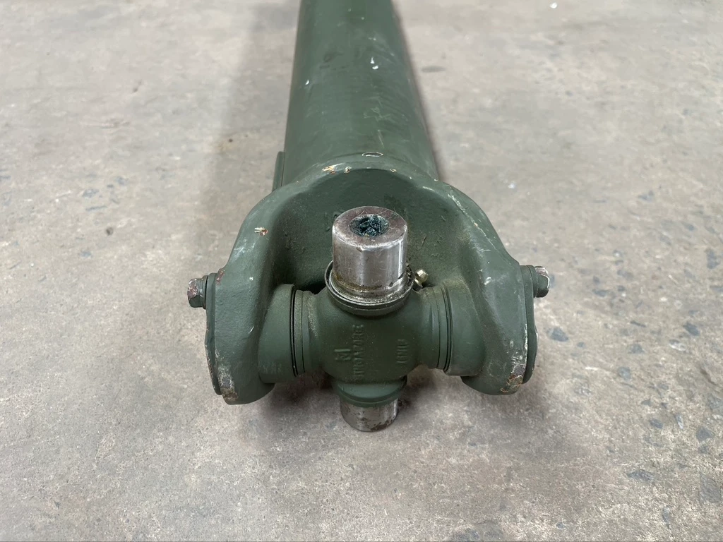 Meritor 16XNS933D Propeller Drive Shaft Military Truck CAGE 78500