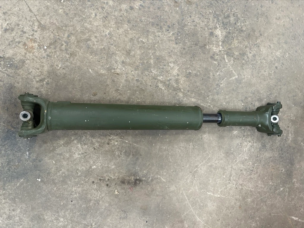 Meritor 16XNS933D Propeller Drive Shaft Military Truck CAGE 78500