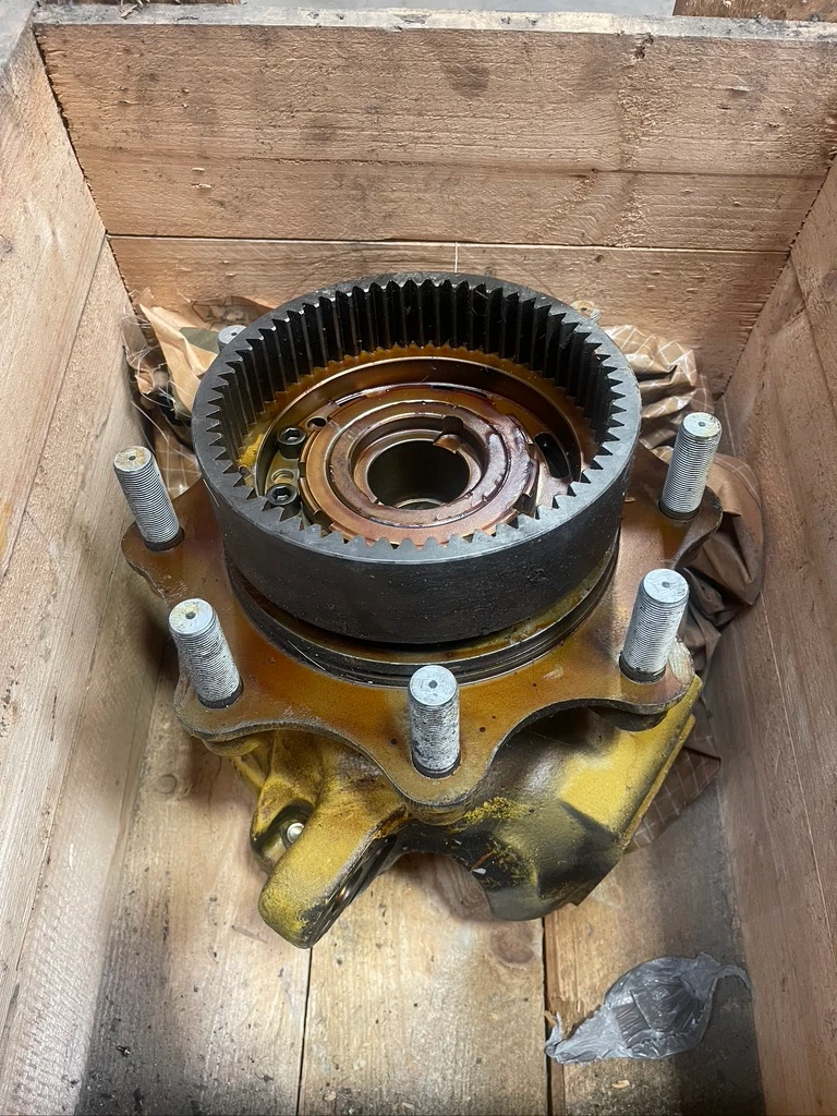 Caterpillar CAT 209-9884 Right Hand Front Axle Wheel Hub Assembly OEM