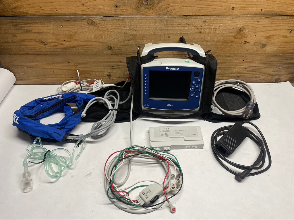 ZOLL Propaq M Portable Vital Signs Patient Monitor Military Medical Equipment