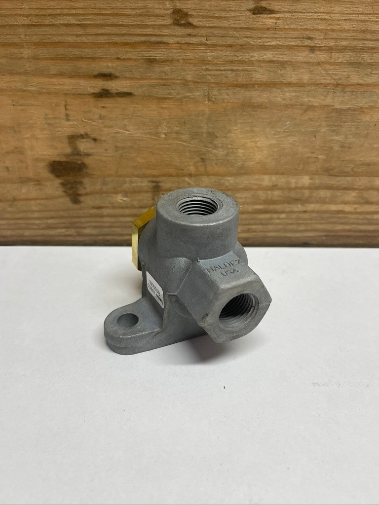 Meritor WABCO RKN25060 Air Brake Double Check Valve 3/8" NPT OEM