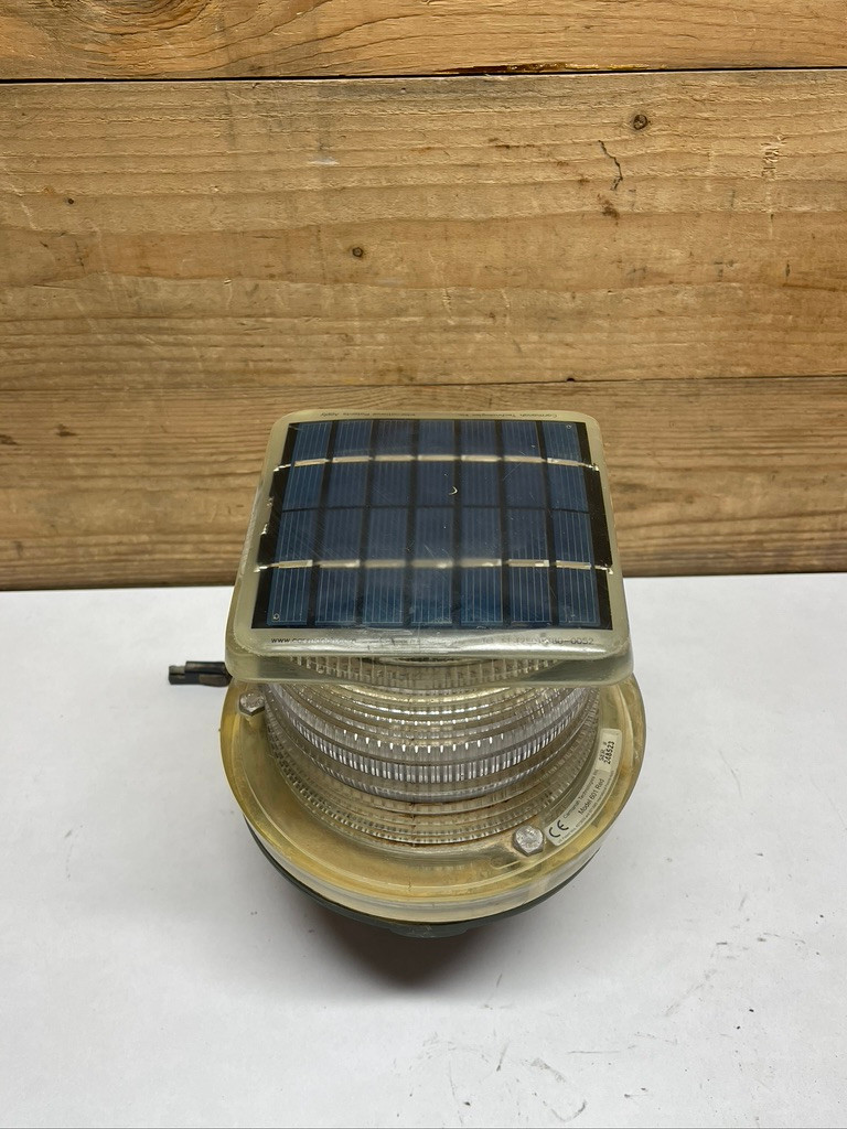 Carmanah Model 601 Red Solar LED Marine Lantern Navigation Beacon Light