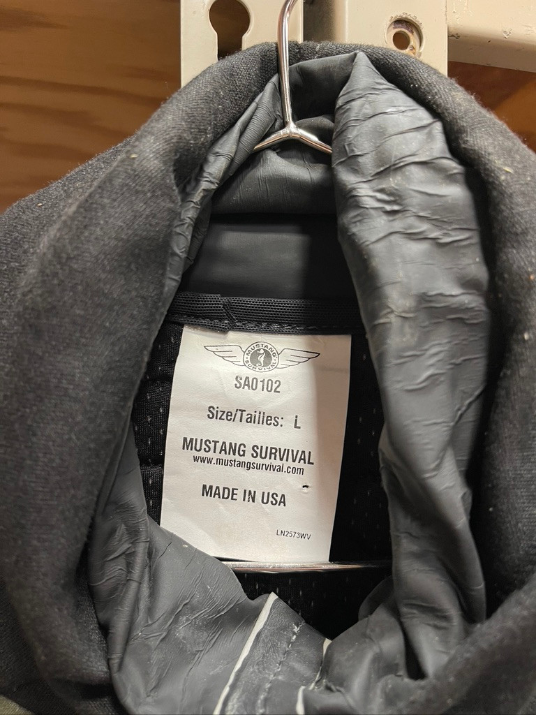 Mustang Survival SA0102 Aviation Flight Suit Coveralls Size Large
