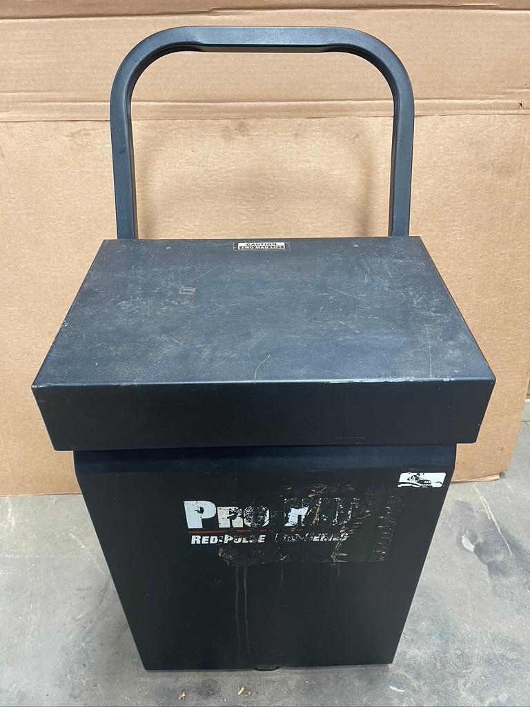 PulseTech PRO-HD 12/24V Heavy Duty Battery Charger Recovery Unit