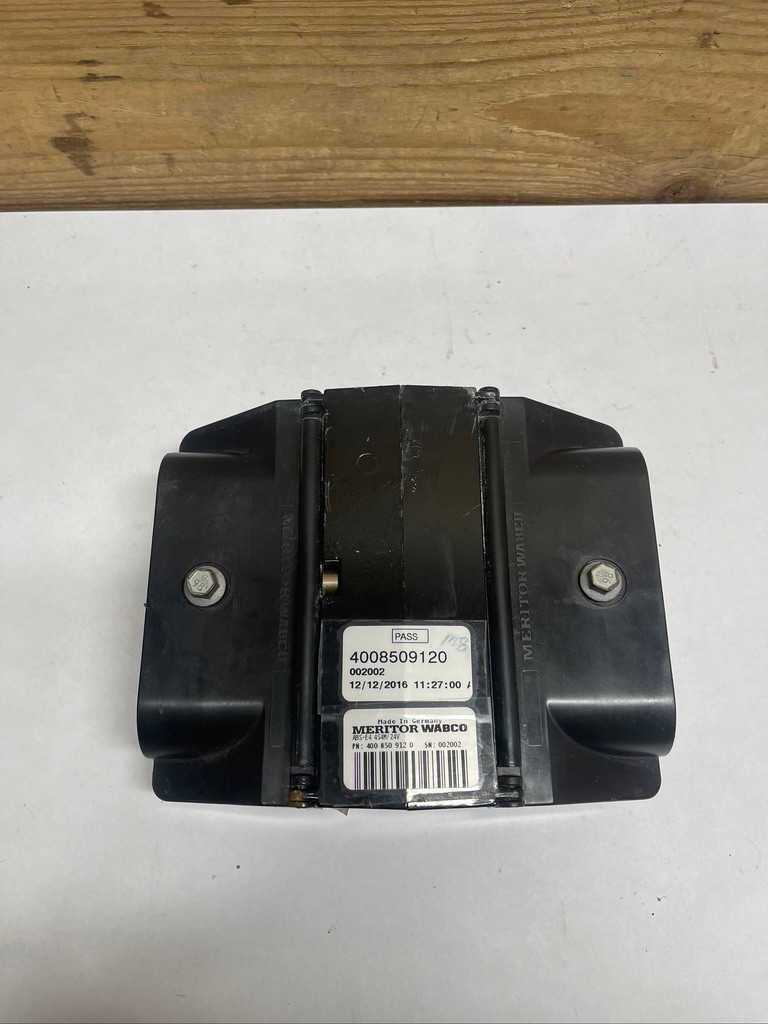 Meritor WABCO 4008509120 ABS ECU PABS Brake Control Module 24V 4S4M