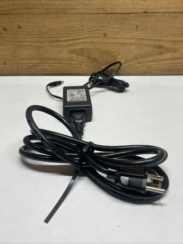 Sunpower MA15-090 9V 1.67A 15W AC DC Power Supply Adapter