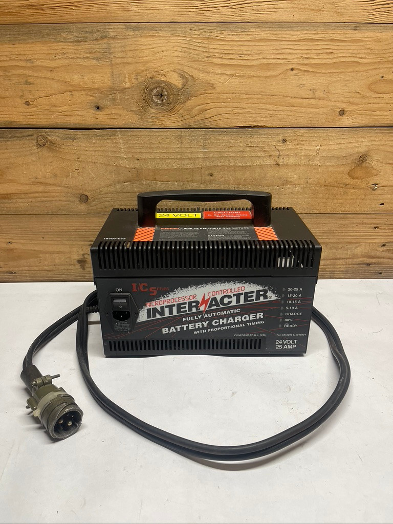 Interacter ICS 24V 25A Microprocessor Fully Automatic Battery Charger Industrial