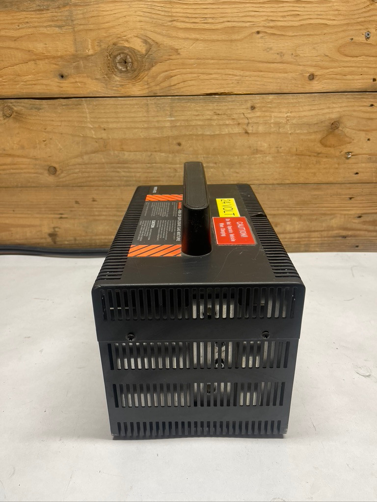 Interacter ICS 24V 25A Microprocessor Fully Automatic Battery Charger Industrial