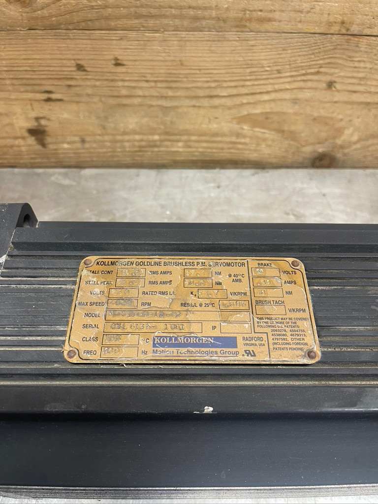 Kollmorgen M-613-B-A2-B2 Goldline Brushless PM Servo Motor Industrial