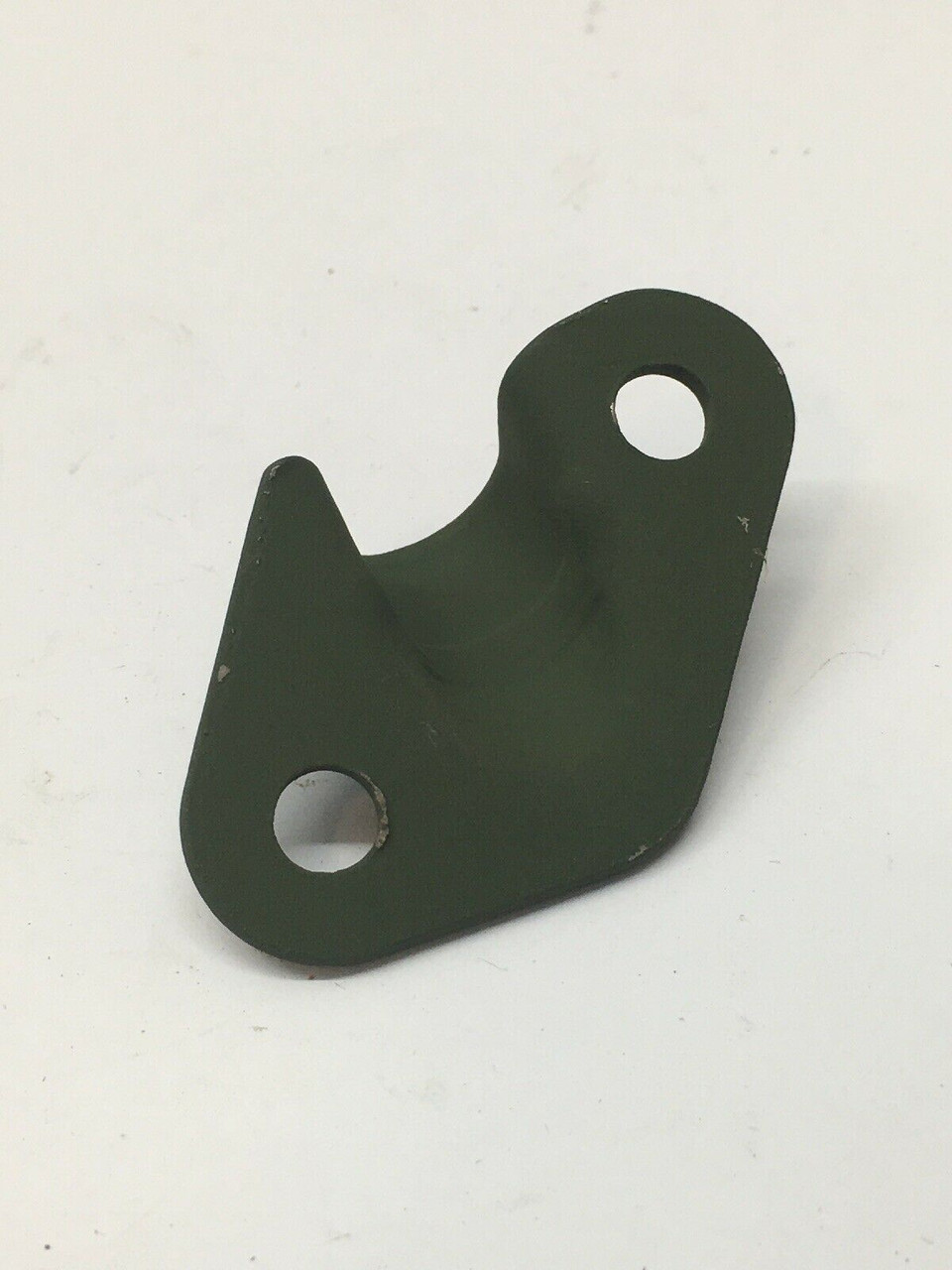 Left-Hand Bracket 8733890 M105A3 Trailer