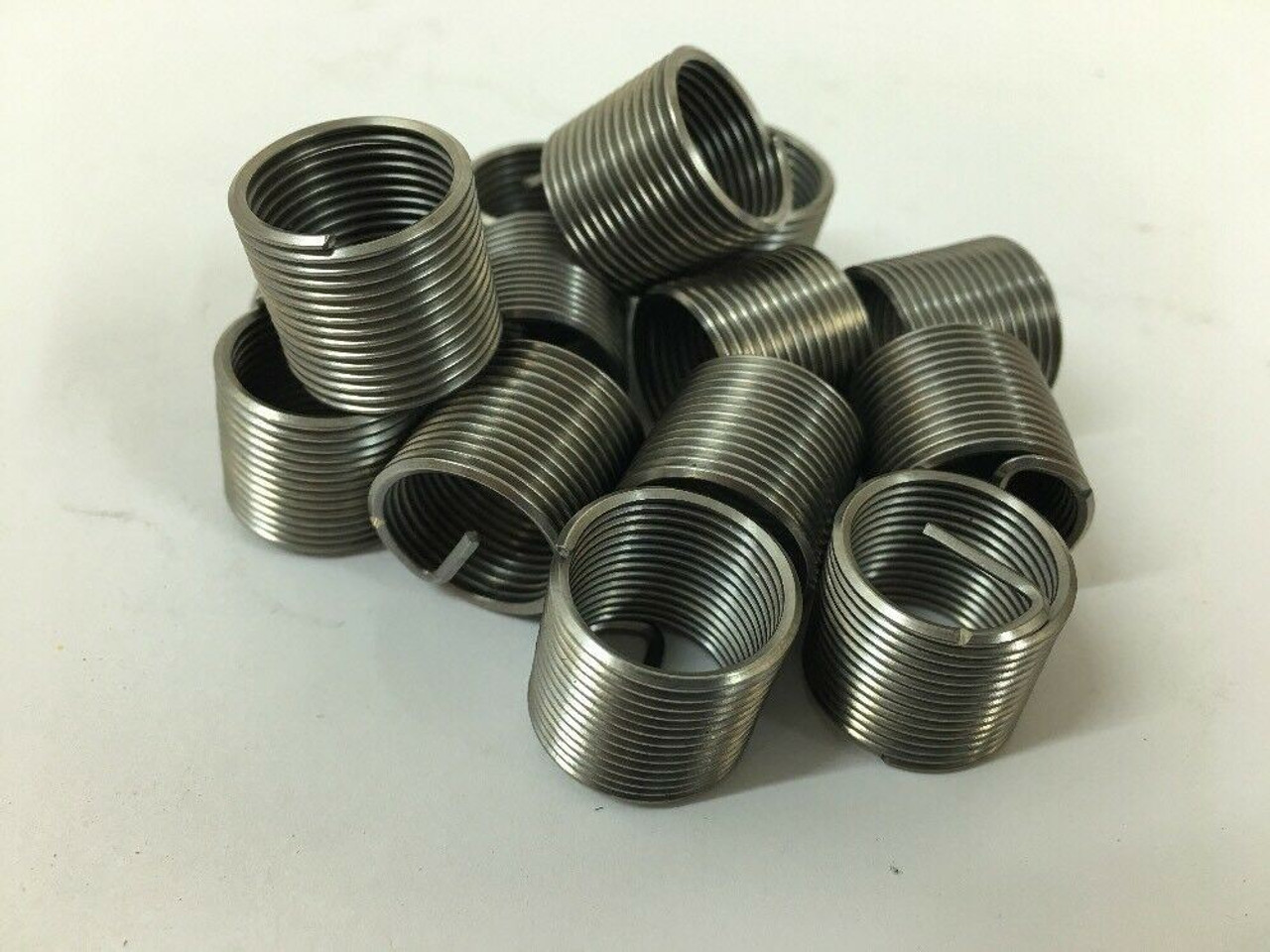 Screw Thread Insert MS124702 Coil Style Lot of 25