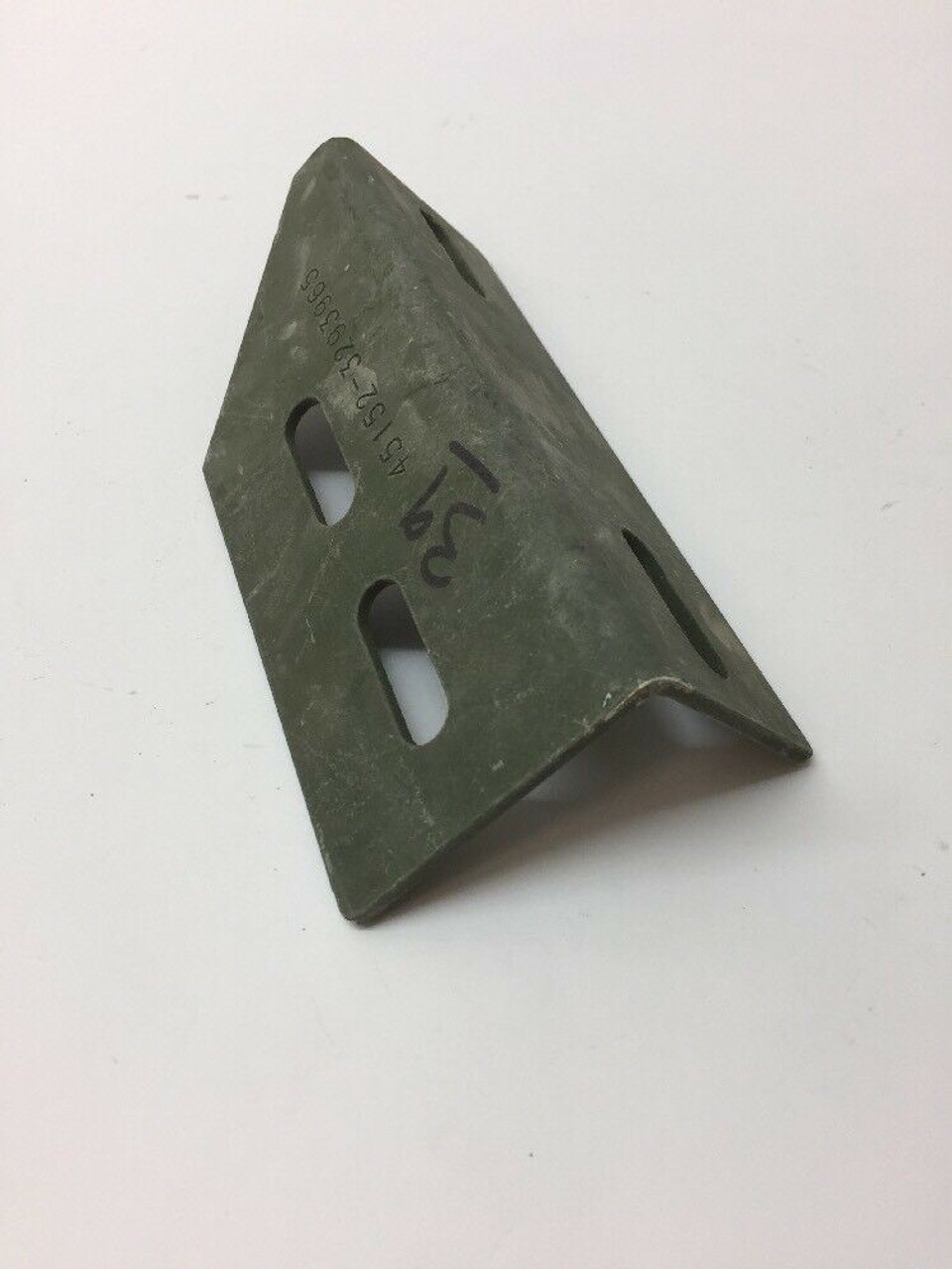 Angle Bracket 3293965 Oshkosh Lot of 2