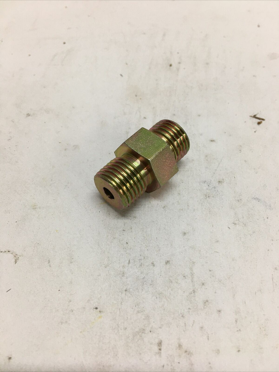 Tube to Boss Straight Adapter 38H1168 John Deere