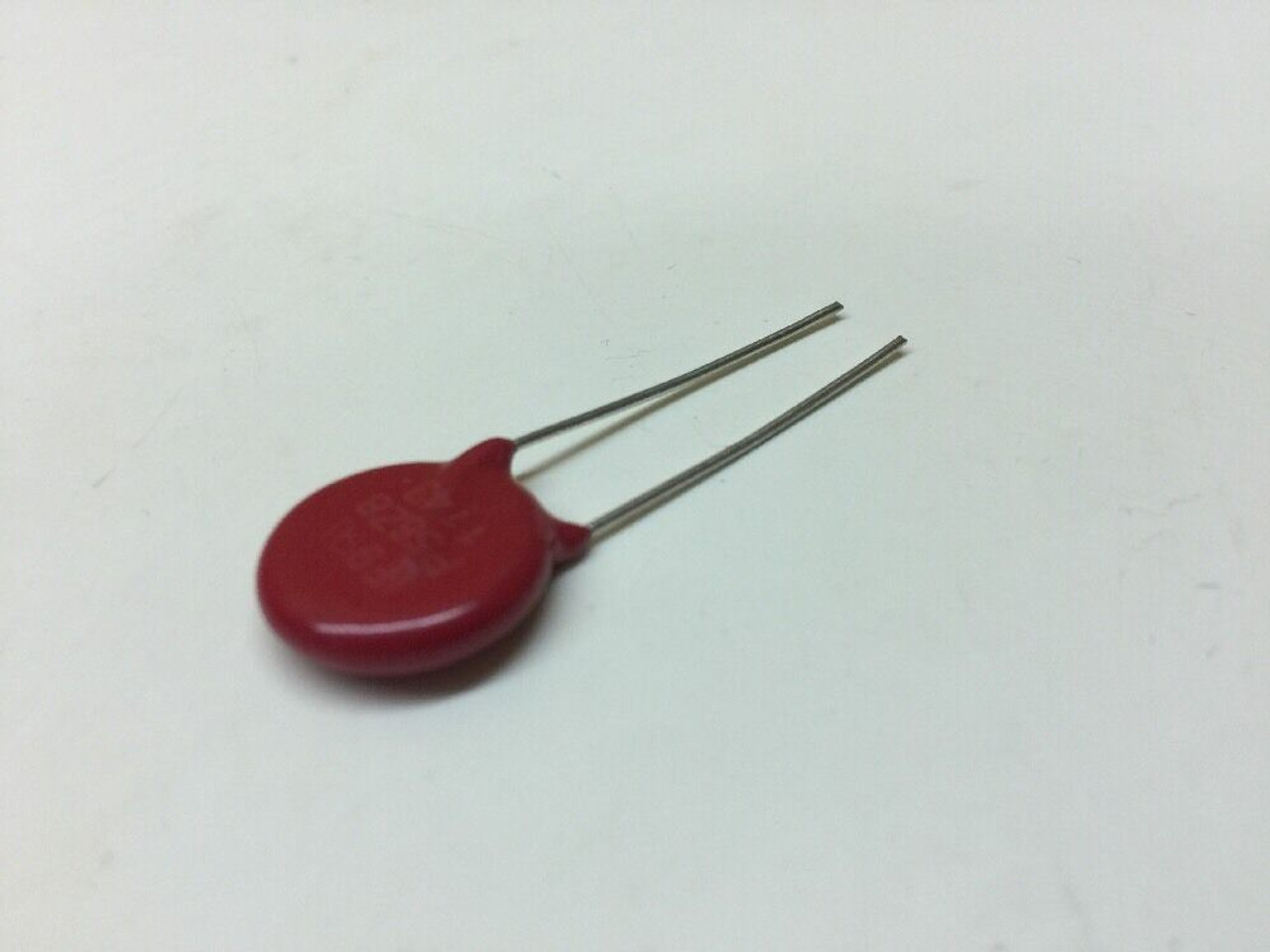 Voltage Sensitive Resistor V56ZA8 Master Distributors Red Aircraft Lot of 10