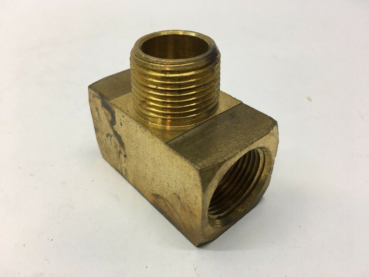 Pipe Tee 12-12-12 130425 PRA Brass Fittings Female Pipe 1",  Male Pipe 1”