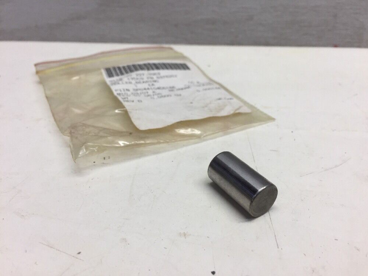 Bearing Roller 8376257 Steel, Cylindrical with Flat Ends 1/2" Dia. 15/16" Long