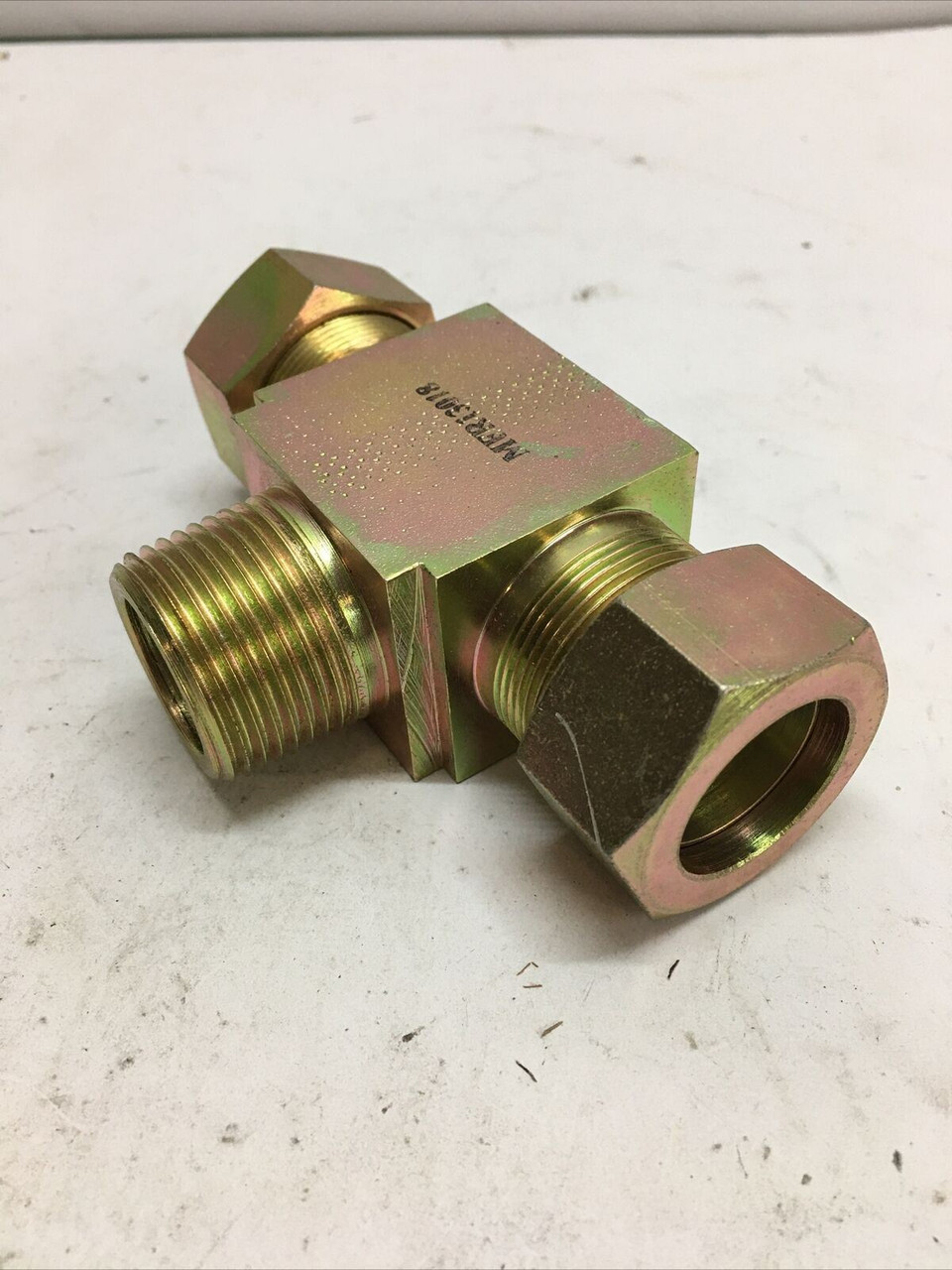 Pipe To Tube Fitting Tee MS39205-16 M88A1 Transmission