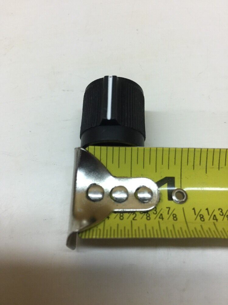 Black Plastic Grip Aid Round Knob 281-0669-010 Rockwell Collins