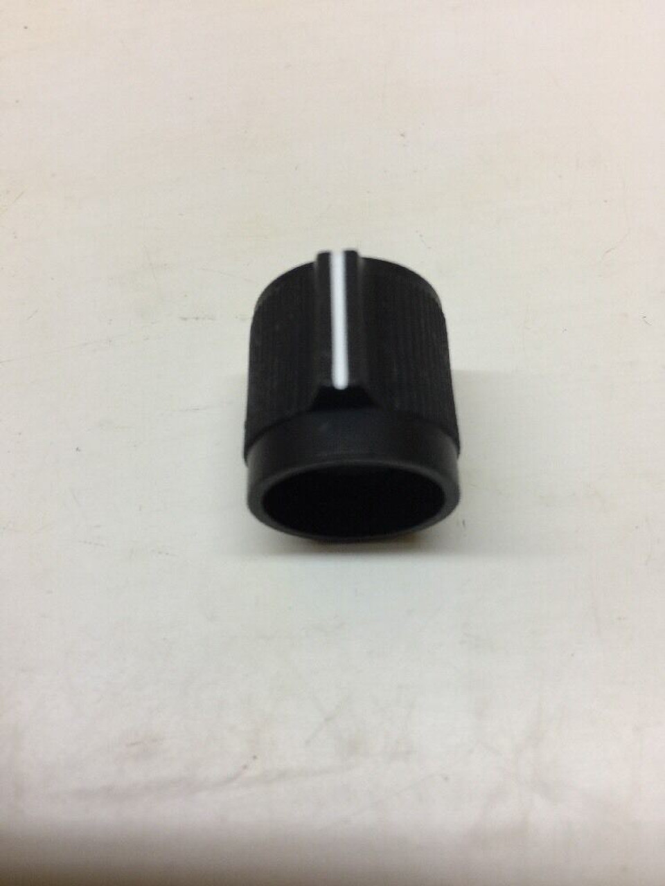 Black Plastic Grip Aid Round Knob 281-0669-010 Rockwell Collins