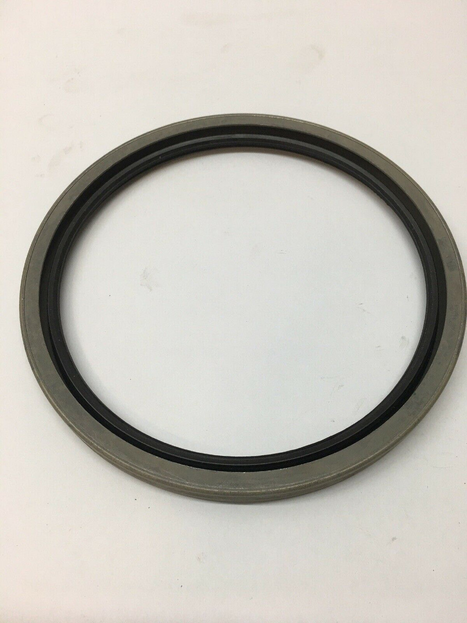 Plain Encased Seal 62482 SKF USA Rubber Lip/Steel Overall