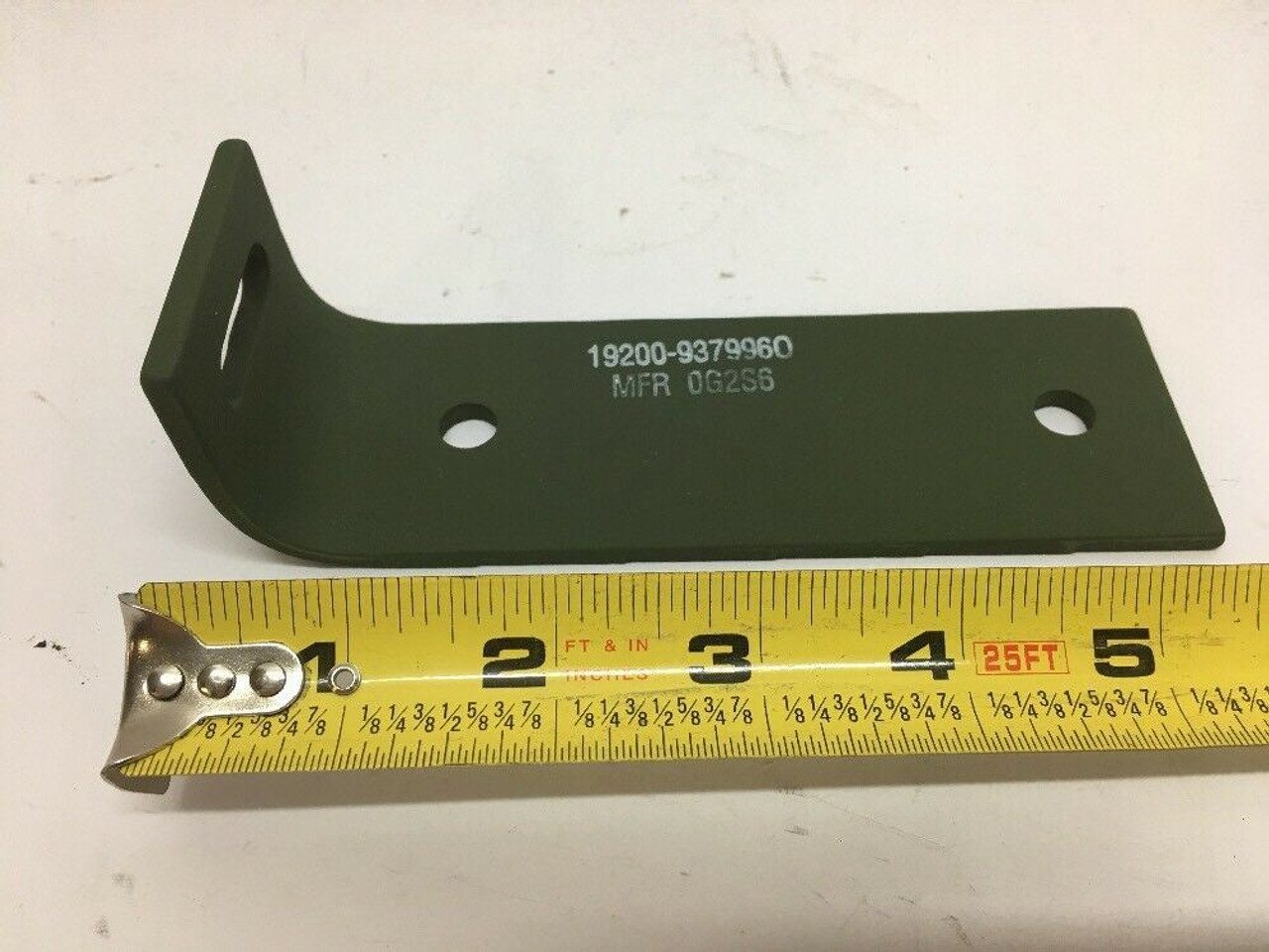 Angle Bracket 9379960 Aluminum, OD Green