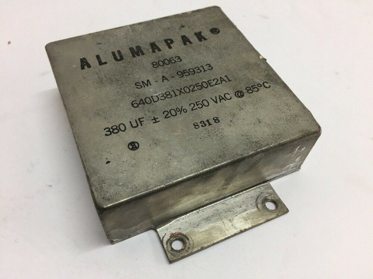 Alumapak Electrolytic Fixed Capacitor 640D381X0250E2A1 Sprague Tantalum Wet 250V