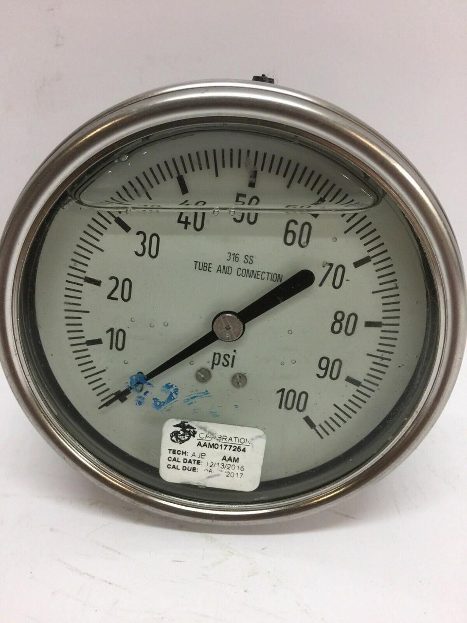 Dial Indicating Pressure Gage 233.54 Wika 4" 100 PSI 1/2"