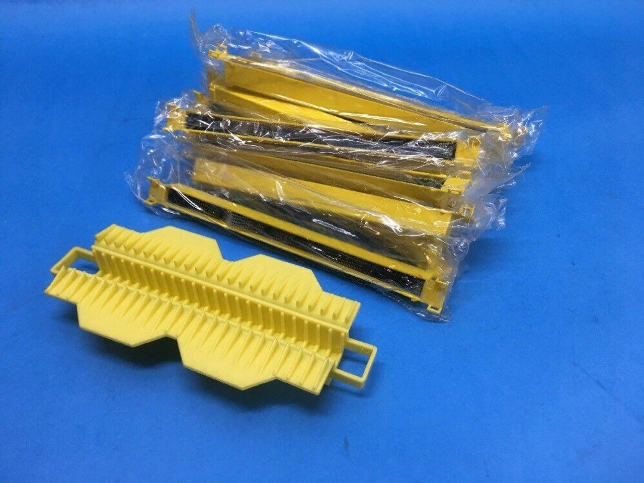 MS2 Super Mini Sealant Box w/ Insertion Tool 4075-S 3M Yellow Lot of 12