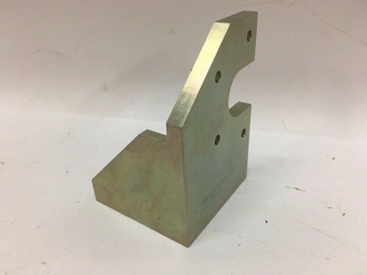 Bracket 026027R102552A1 Spacecraft Tool & Engineering