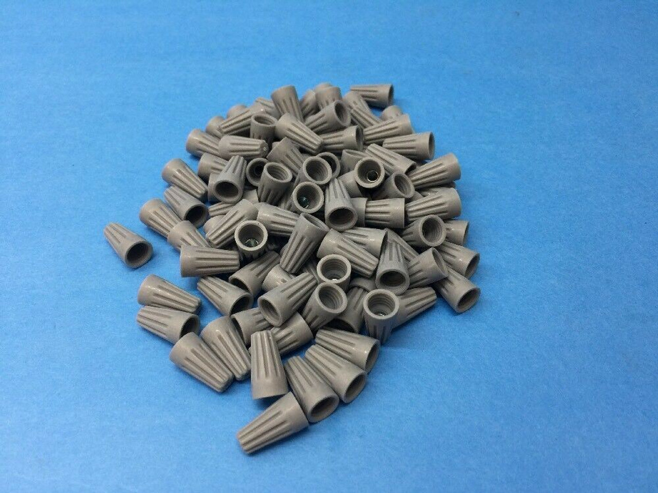 Twist On Wire Conductor Splice 30-071 Ideal Industries Lot of 100