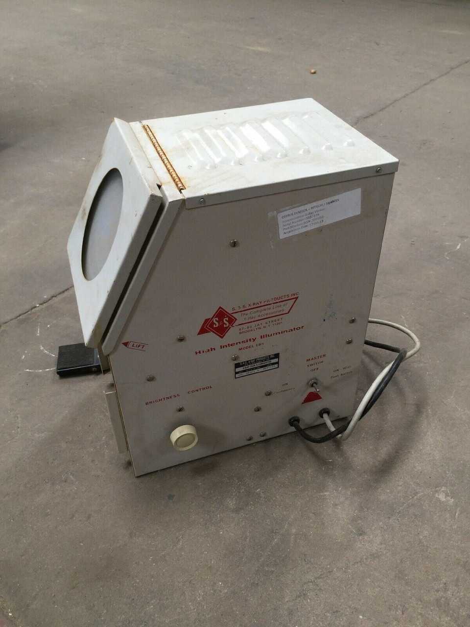 X-Ray Film Illuminator Model 185 S.&S. X-ray Products