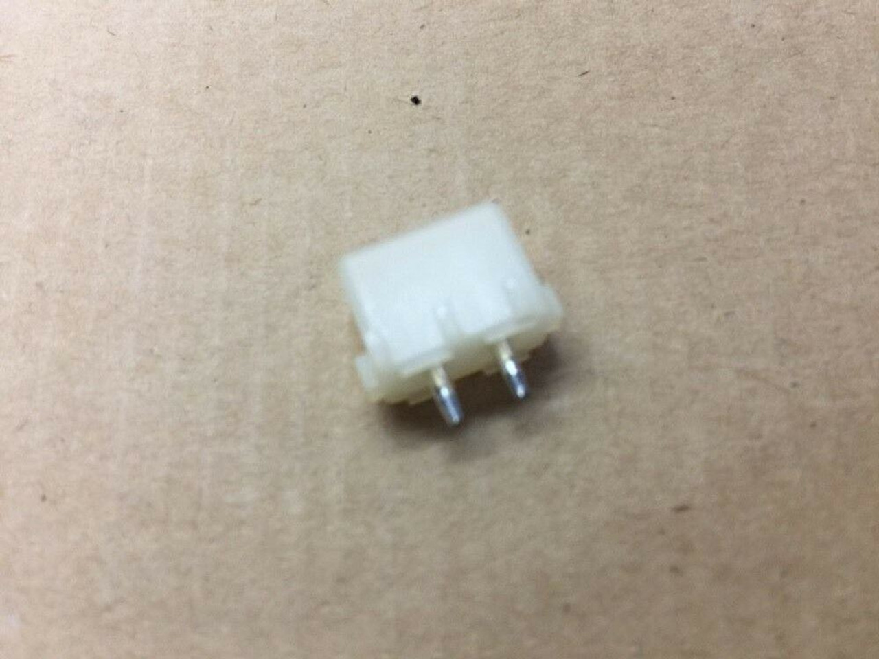 Electric Connector Plug 350209-1 Tyco Electronics ESS Lot of 17