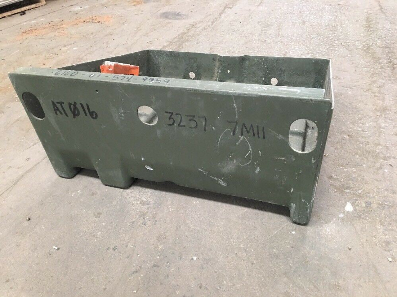 Diesel Truck Universal Battery Box Base 3892571 Oshkosh Military Truck US LVSR