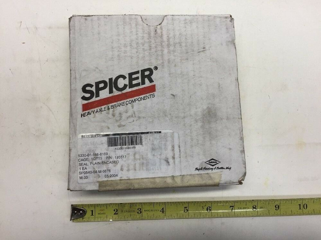 Eaton Axle Oil Seal 113517 NOS Spicer