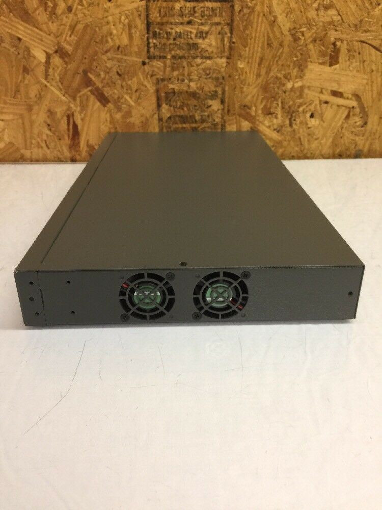 SMC SMC6824M TigerStack III 24-Port 10/100 Managed Ethernet Network Switch III 10/100 24-Port Ethernet Switch SMC6824M SMC Networks