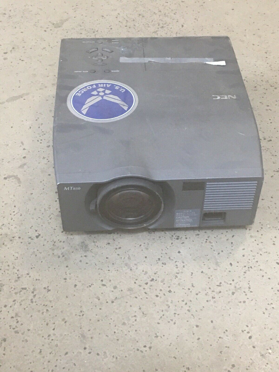 LCD Projector MT850 NEC 100-120/200-240V 50/60Hz 3.5/1.7A