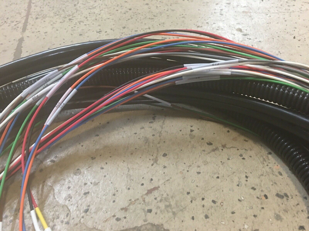 Fiber Optic Cable FARR13037AAH029FTH Delphi