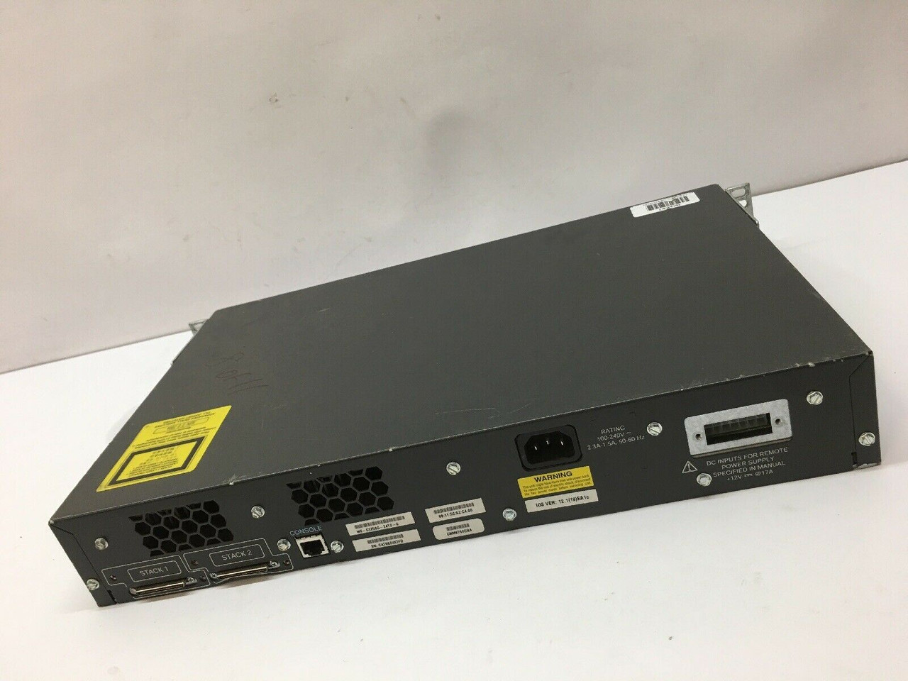 Catalyst 24-Port Managed Switch 3750-24TS Cisco Rack-Mountable
