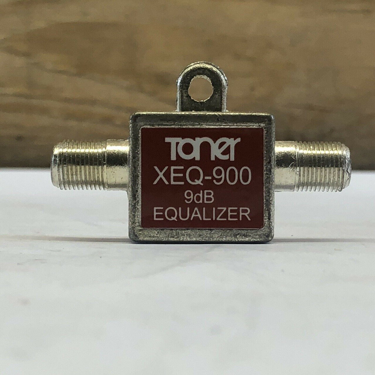 Miniature In-Line Equalizer XEQ-900-9DB Toner