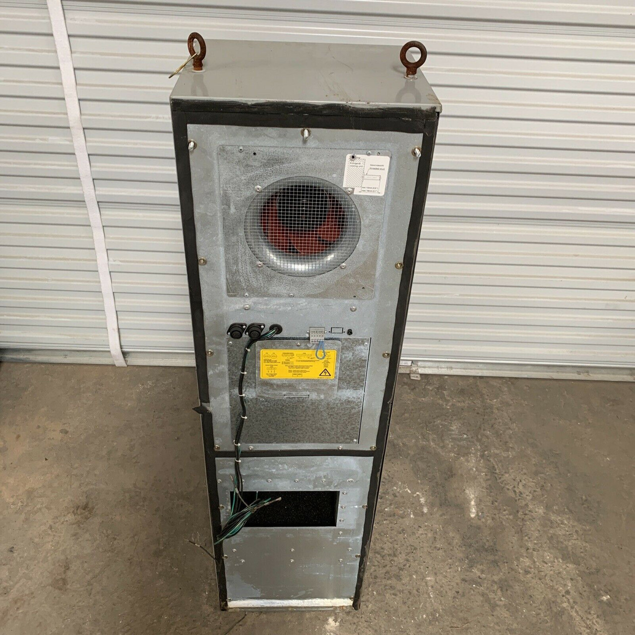 DTS 3341 Industrial Side Mount Closed Loop Cooling Unit 13383036251 Pfannenberg